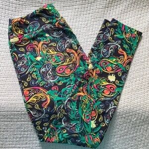 NWOT LuLaRoe Leggings Black Multicolored Paisley Floral Leggings Size OS (2-10)